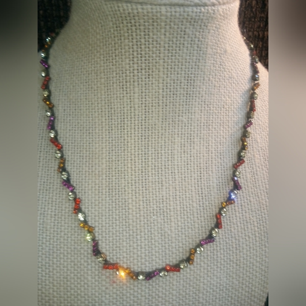 Sorrelli Swarovski Necklace - Picture 10 of 12